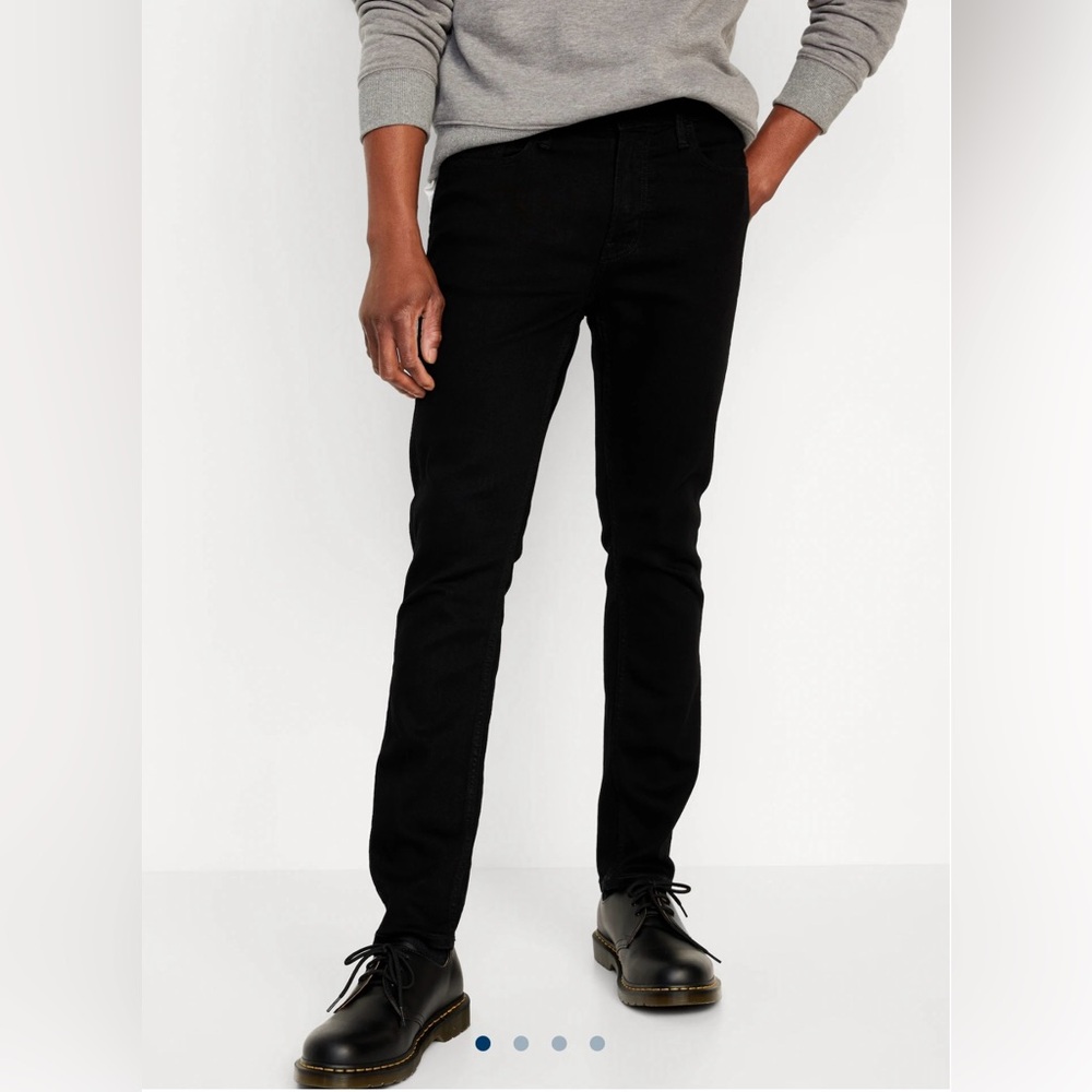 Old Navy Men’s Skinny 360° Tech Stretch Performance Black Jeans - 30. New w/Tag